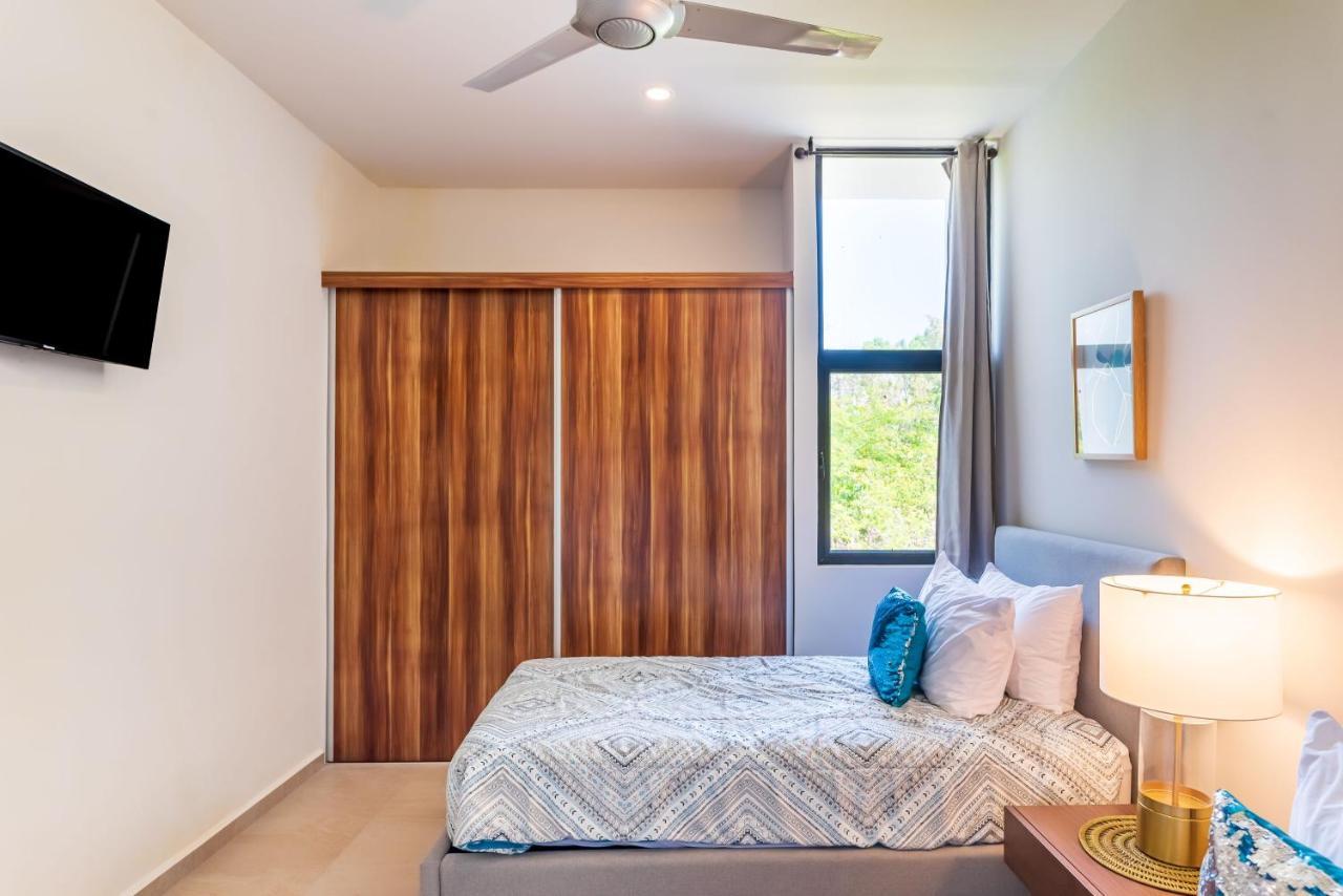 Entire House- 3Br With Private Roof Top Deck Playa del Carmen Extérieur photo