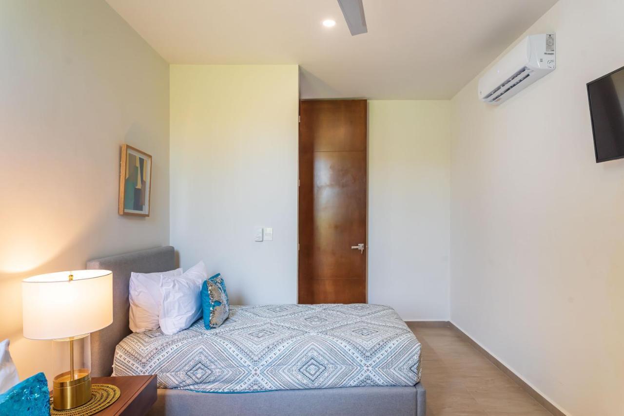 Entire House- 3Br With Private Roof Top Deck Playa del Carmen Extérieur photo