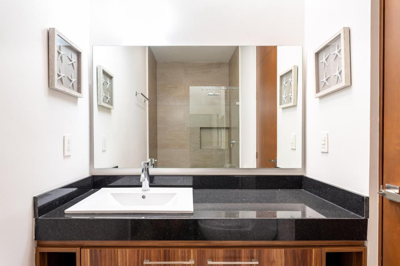 Entire House- 3Br With Private Roof Top Deck Playa del Carmen Extérieur photo