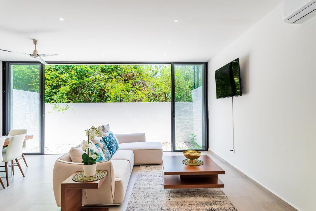 Entire House- 3Br With Private Roof Top Deck Playa del Carmen Extérieur photo