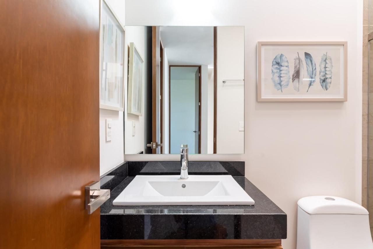 Entire House- 3Br With Private Roof Top Deck Playa del Carmen Extérieur photo